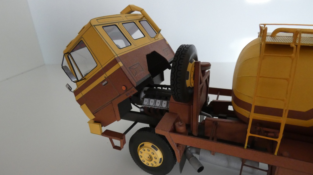 Tatra T815 - CAS 11 fekální automobil (Plná velikost v novém okně) Tatra T815 - CAS 11 fekální automobil