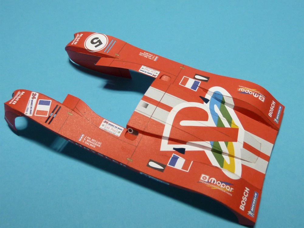 Reynard 2KQ Le Mans 2000 (Plná velikost v novém okně) Reynard 2KQ Le Mans 2000