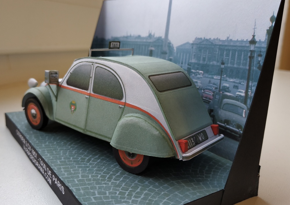 Kachny Citroen 2 CV (Plná velikost v novém okně) Kachny Citroen 2 CV