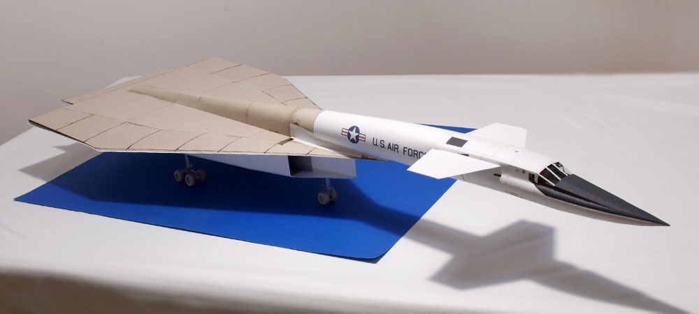 North American XB-70 Valkyrie (Plná velikost v novém okně) North American XB-70 Valkyrie