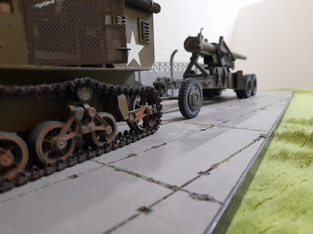 M4 + 155 mm Long Tom (Plná velikost v novém okně) M4 + 155 mm Long Tom