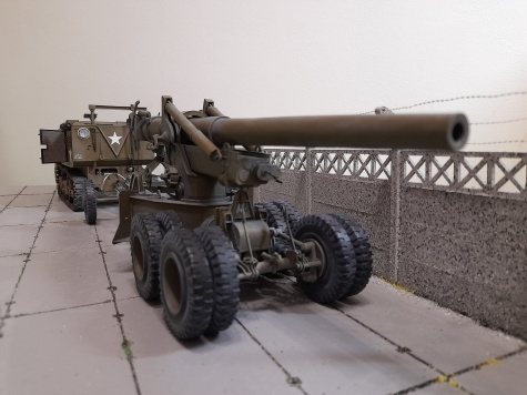 M4 + 155 mm Long Tom