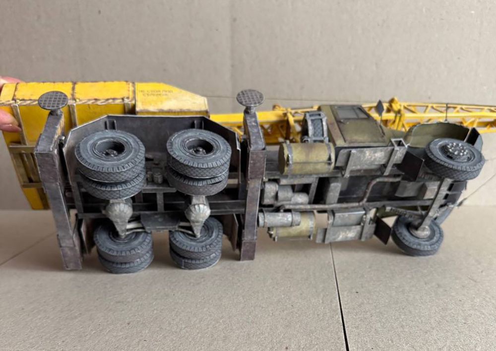 438221