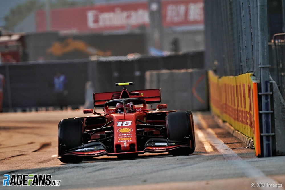 Ferrari SF90 Singapore (Plná velikost v novém okně) Ferrari SF90 Singapore