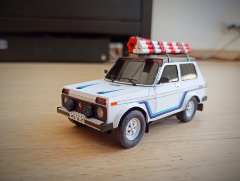 Lada 4x4 Niva Návštěvníci 1:32 Lada 4x4 Niva Návštěvníci 1:32