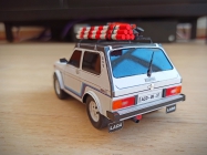 Lada 4x4 Niva N�v�t�vn�ci 1:32