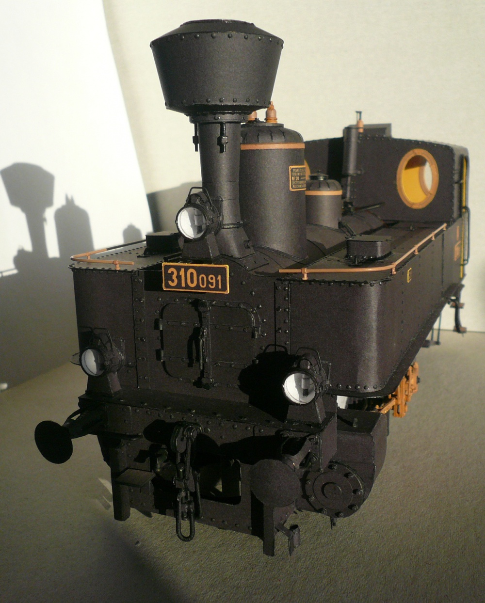 374351
