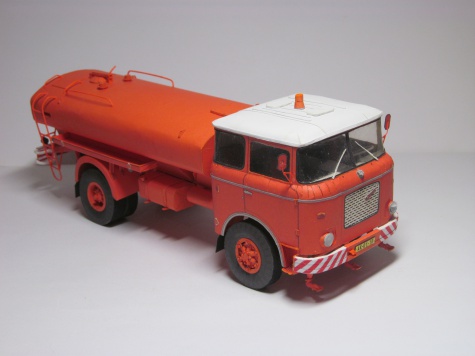 � 706 RTH AKV-8