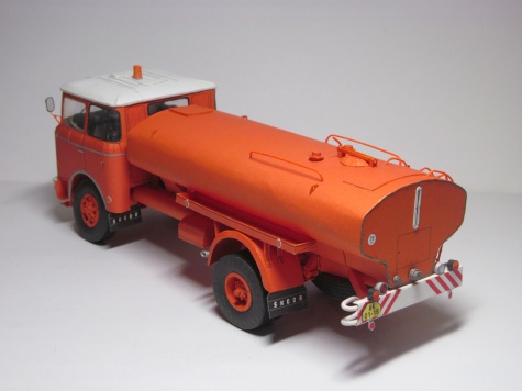 � 706 RTH AKV-8