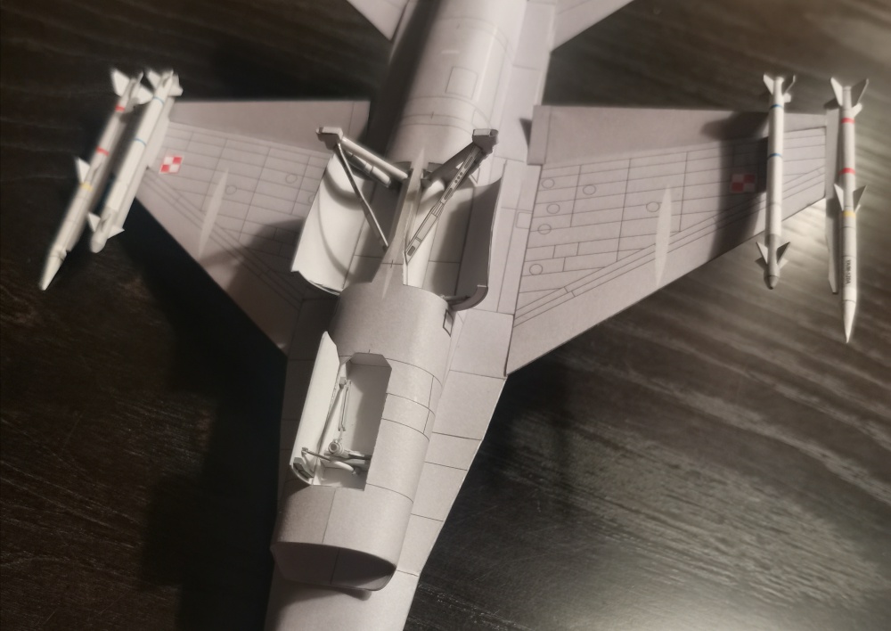 F-16C block 52+ (Plná velikost v novém okně) F-16C block 52+