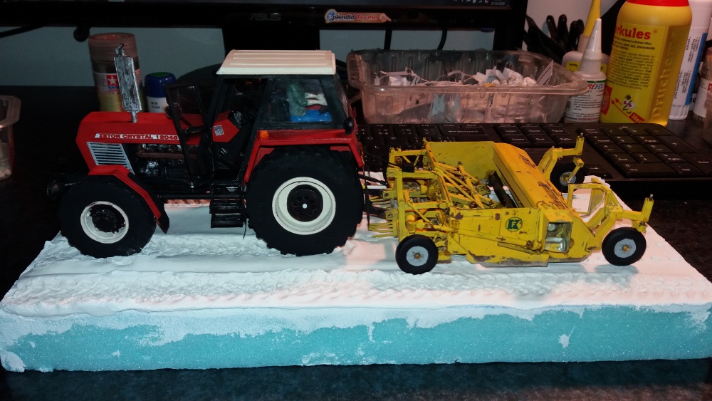 Zetor Crystal 12045 + otočené řízení (vlastní úprava) (Plná velikost v novém okně) Zetor Crystal 12045 + otočené řízení (vlastní úprava)