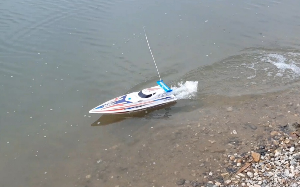 Silver Shark a další lodě (Plná velikost v novém okně) Silver Shark a další lodě