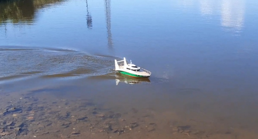 405906