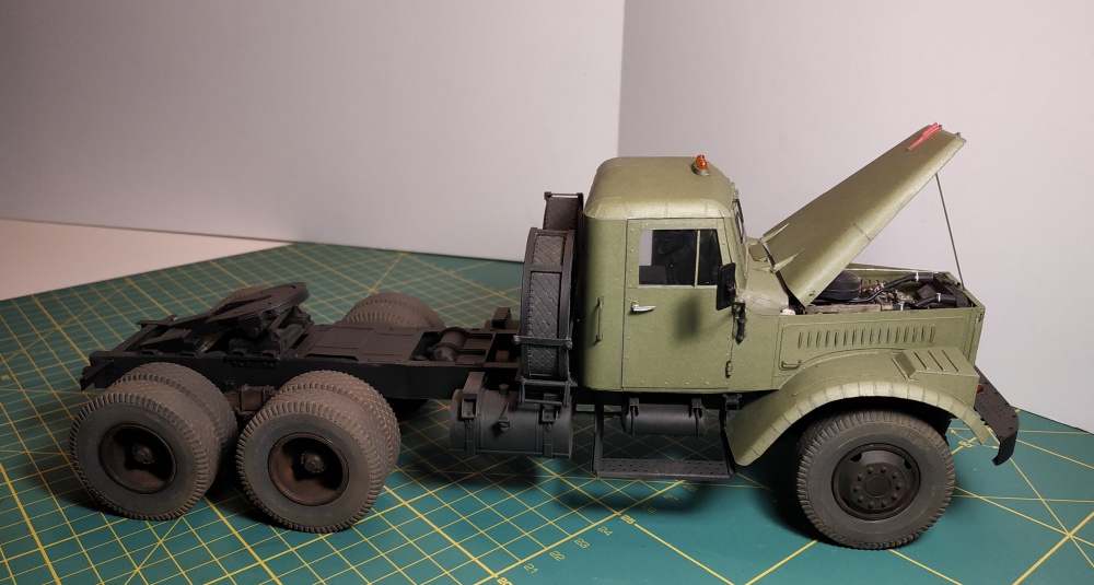 Kraz 258 + TZ-22 (Plná velikost v novém okně) Kraz 258 + TZ-22