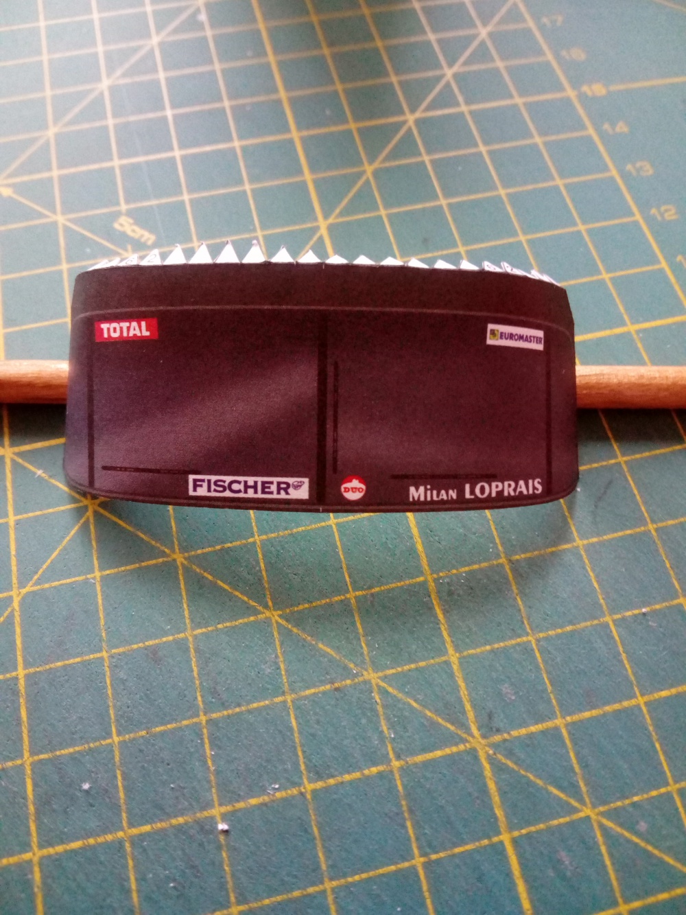 372903
