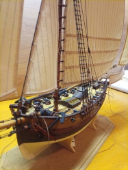 HMS Hunter