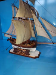 HMS Hunter