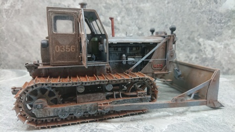 Staliniec T-100 / GPM / 1:25 Staliniec T-100 / GPM / 1:25