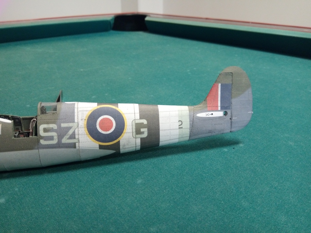 Spitfire LF.IX (Plná velikost v novém okně) Spitfire LF.IX