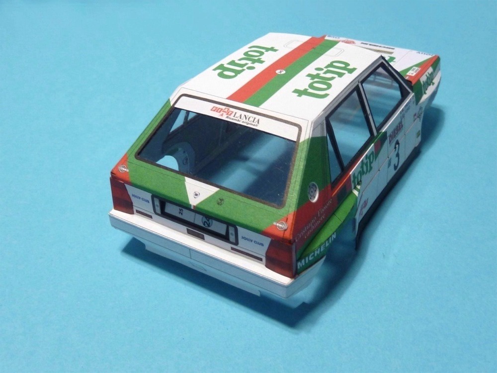 Lancia Delta 8v Jolly Club (Plná velikost v novém okně) Lancia Delta 8v Jolly Club