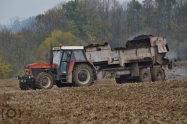 Rozmetadlo RMA-8 / 1:32 / AGROMODELS + vlastn� �pravy