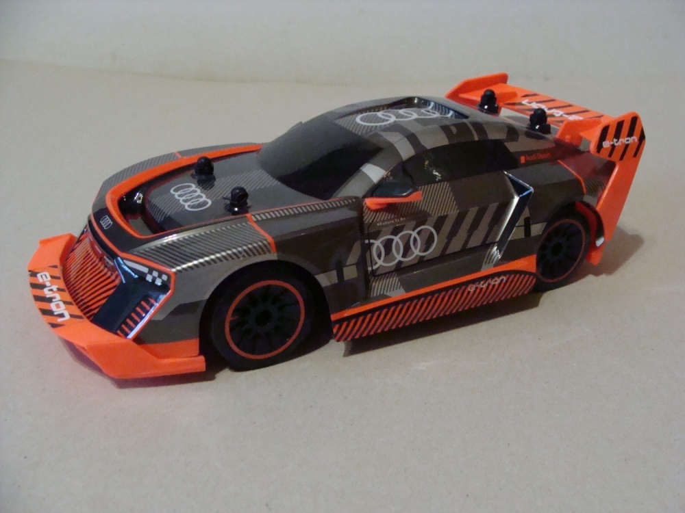 rc car (Plná velikost v novém okně) rc car