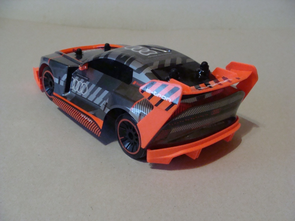rc car (Plná velikost v novém okně) rc car
