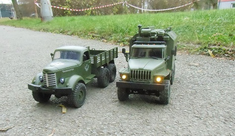 REO M35 truck a dal�� RC auta