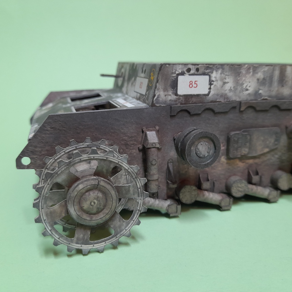 PzKpfw III Ausf. J (Plná velikost v novém okně) PzKpfw III Ausf. J