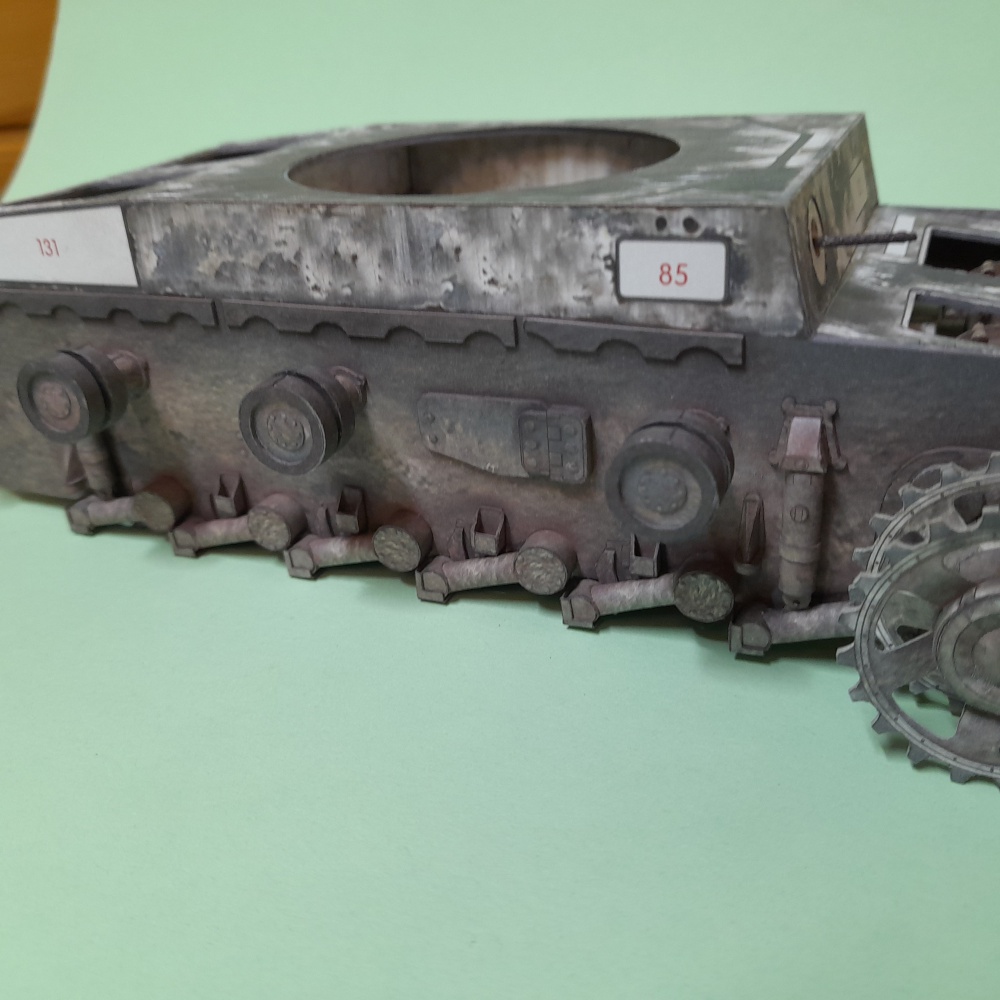 PzKpfw III Ausf. J (Plná velikost v novém okně) PzKpfw III Ausf. J
