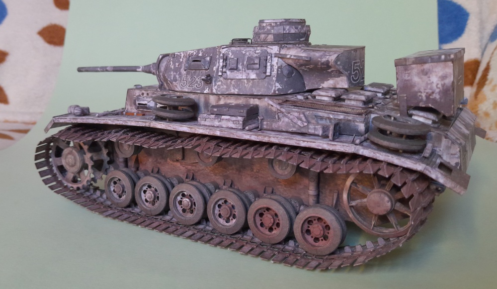 PzKpfw III Ausf. J (Plná velikost v novém okně) PzKpfw III Ausf. J