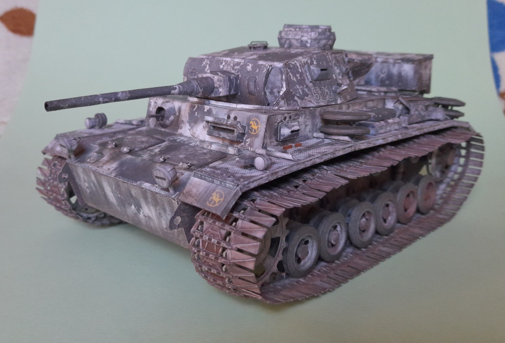 PzKpfw III Ausf. J (Plná velikost v novém okně) PzKpfw III Ausf. J