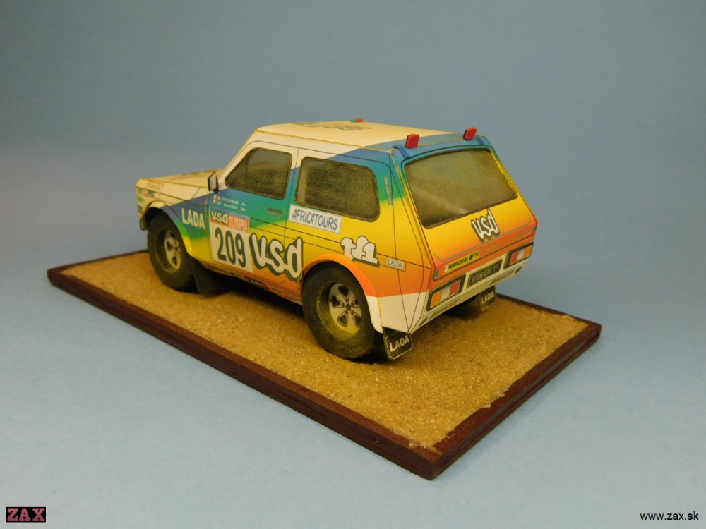 LADA NIVA - DAKAR 1985 /Spidamodels/ 1:32 (Plná velikost v novém okně) LADA NIVA - DAKAR 1985 /Spidamodels/ 1:32