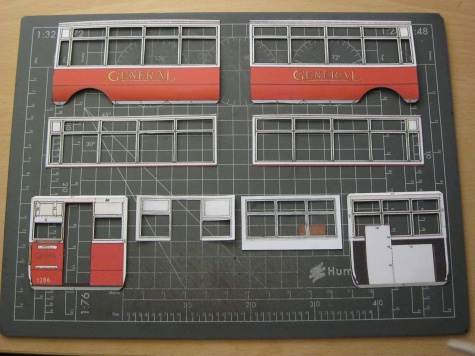 Londýnský patrový autobus K-AEC Londýnský patrový autobus K-AEC