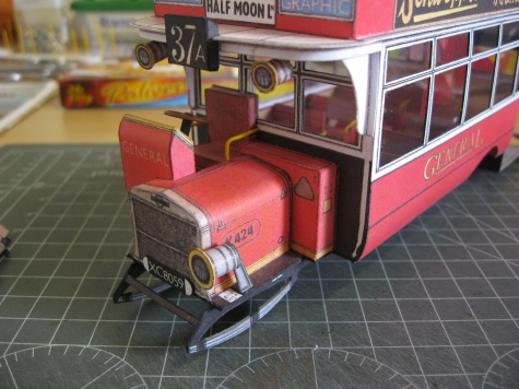 Londýnský patrový autobus K-AEC Londýnský patrový autobus K-AEC