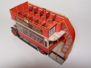Lond�nsk� patrov� autobus K-AEC