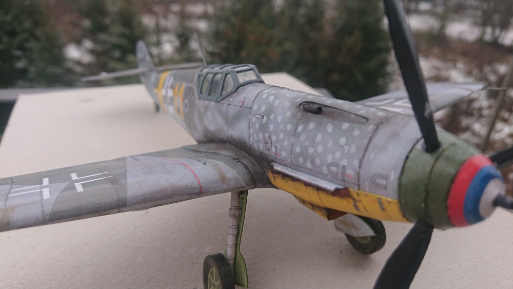 Messerschmitt Bf 109 G (Plná velikost v novém okně) Messerschmitt Bf 109 G