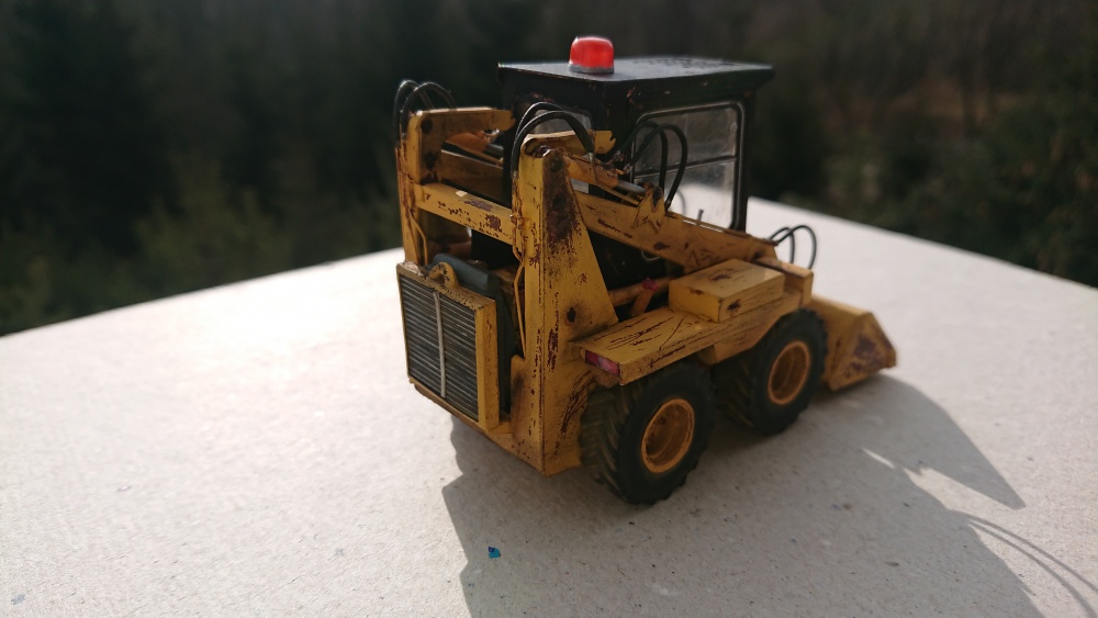 380926