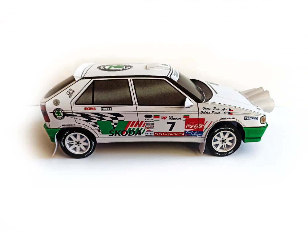 Skoda Felicia Kit car/ PK graphica/ recolor + úpravy/ 1:18 (Plná velikost v novém okně) Skoda Felicia Kit car/ PK graphica/ recolor + úpravy/ 1:18