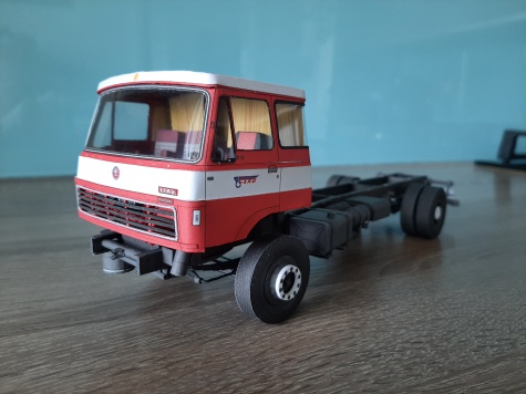 LIAZ 100.05 / AK Modely / 1:32