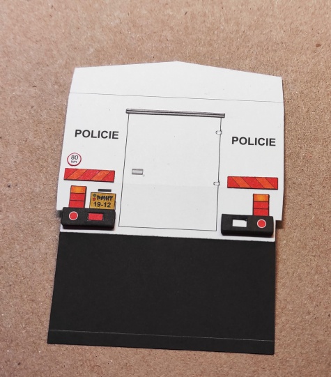 T815 CAS 32 - POLICIE T815 CAS 32 - POLICIE