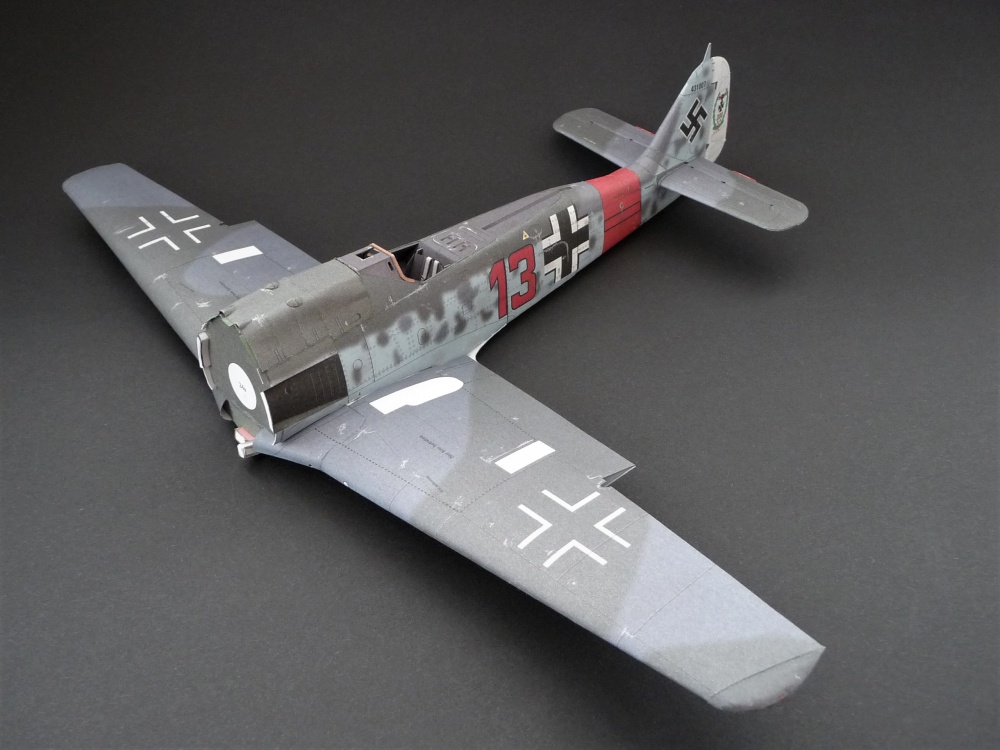 Focke Wulf FW-190 A-8 (Plná velikost v novém okně) Focke Wulf FW-190 A-8