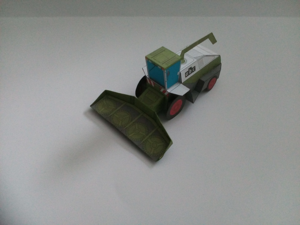 Modely z časopisu ABC (Plná velikost v novém okně) Modely z časopisu ABC