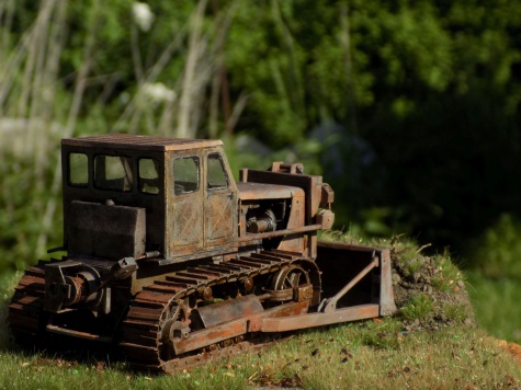 Stalinec S100 1:32 Agromodels.cz Stalinec S100 1:32 Agromodels.cz