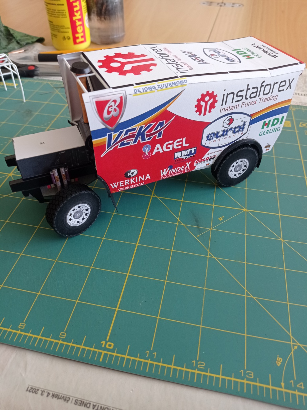 MAN TGS 18.480 Dakar 2015 (Plná velikost v novém okně) MAN TGS 18.480 Dakar 2015