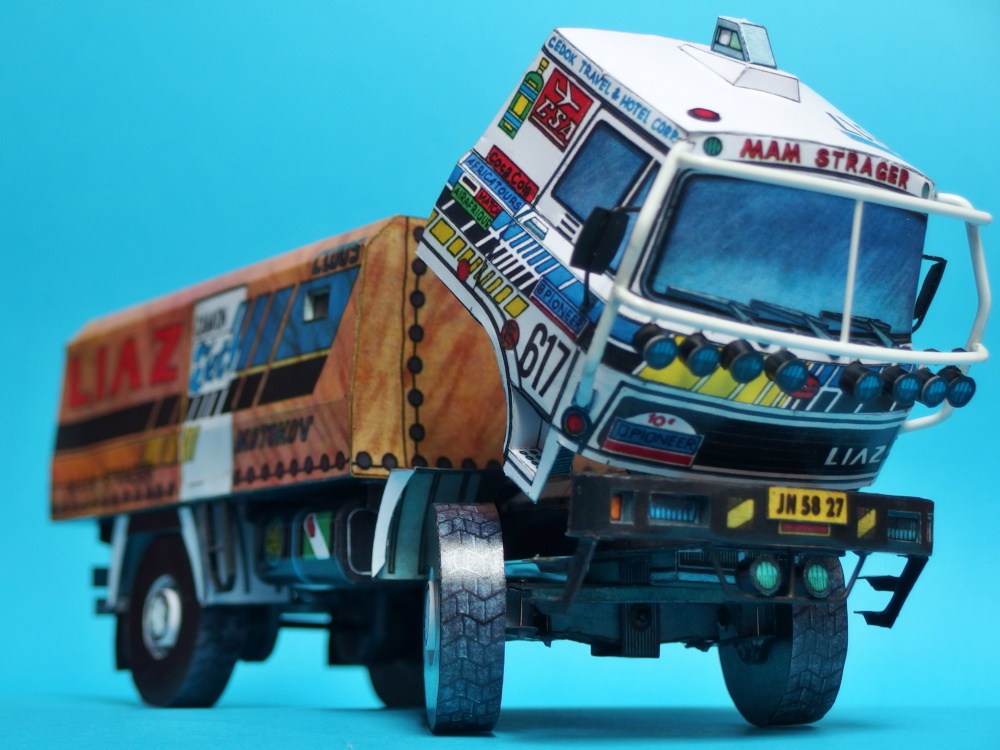 LIAZ 111.154 DAKAR 1988 (Plná velikost v novém okně) LIAZ 111.154 DAKAR 1988