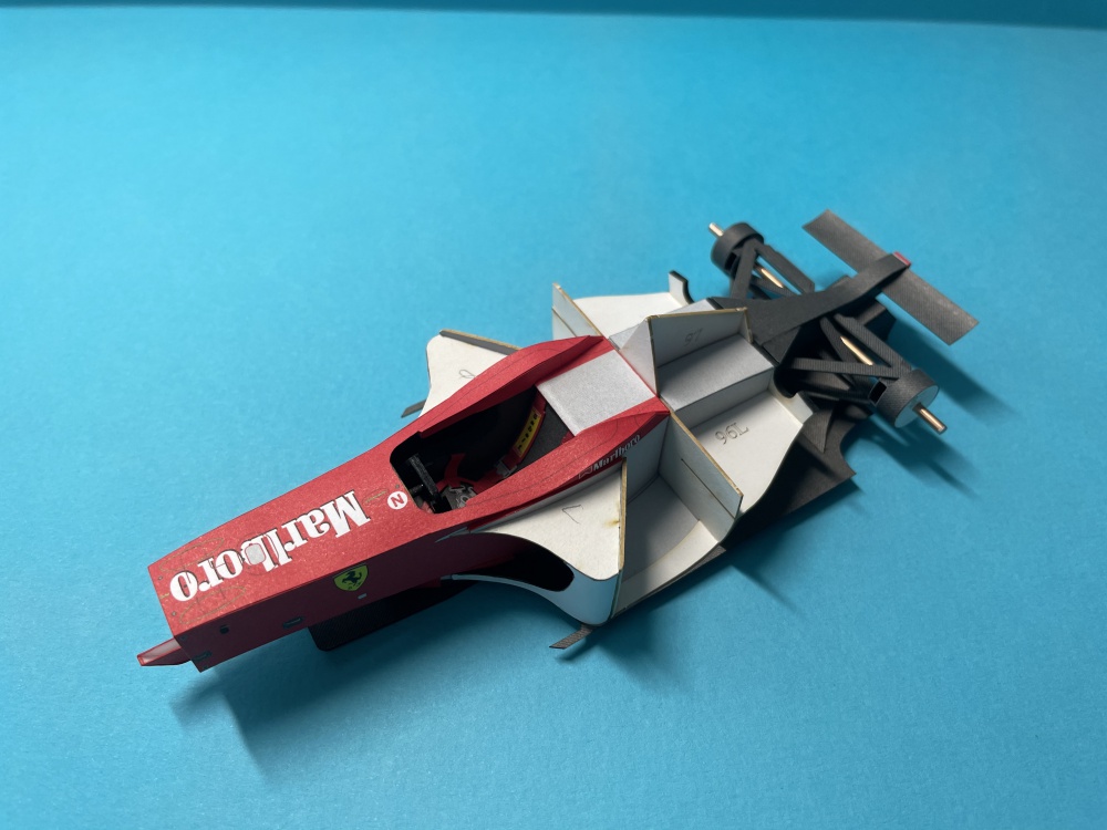 Ferrari F2001 (Plná velikost v novém okně) Ferrari F2001