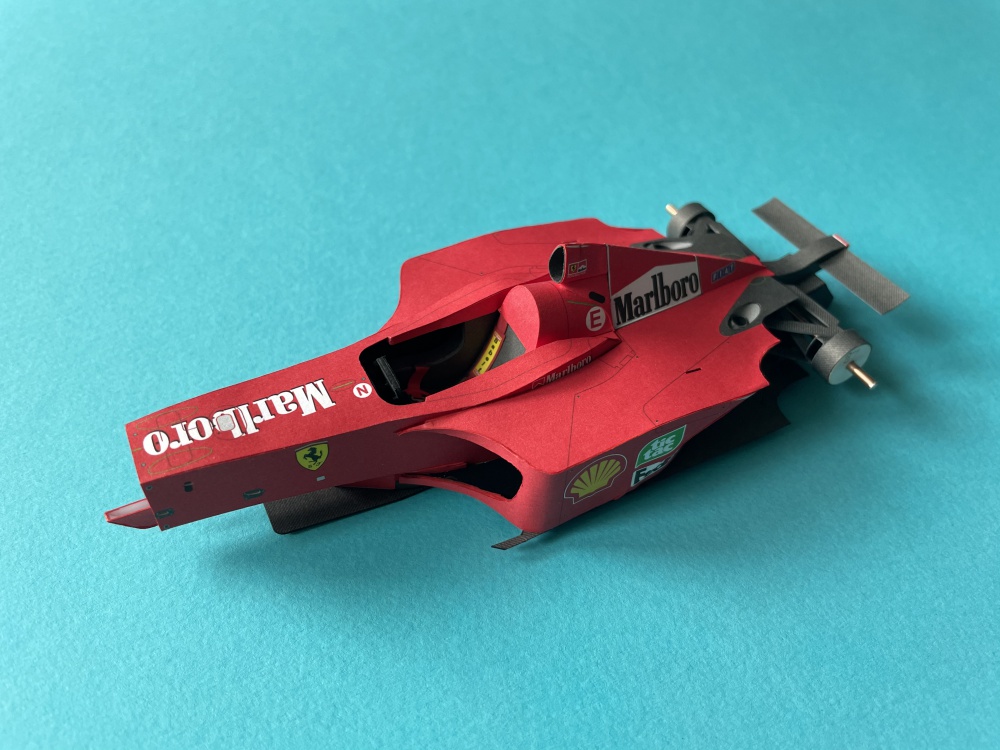 Ferrari F2001 (Plná velikost v novém okně) Ferrari F2001