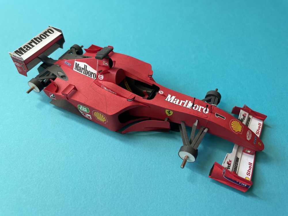 Ferrari F2001 (Plná velikost v novém okně) Ferrari F2001