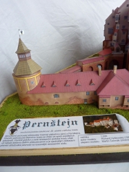 Hrad Pern�tejn